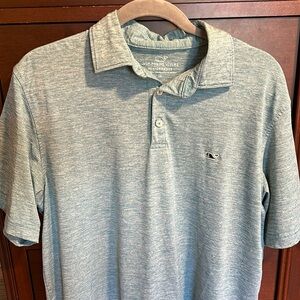 Vineyard Vines men’s size medium performance polo. Worn twice.